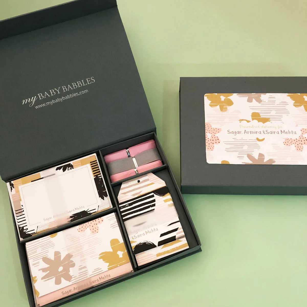 Personalized Stationery Gift Set - Abstract, Set of 24 or 48